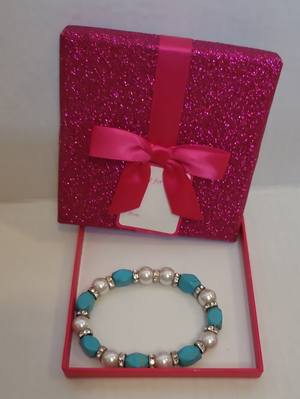 Hand Crafted Turquoise Blue and Pearl Stretch Bracelet